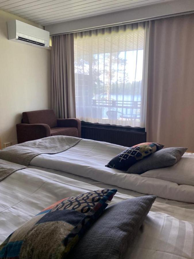 Hotel Mesikaemmen Ahtari Bagian luar foto