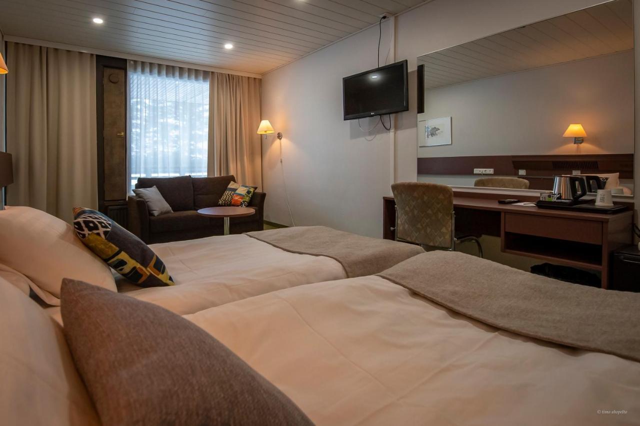 Hotel Mesikaemmen Ahtari Bagian luar foto